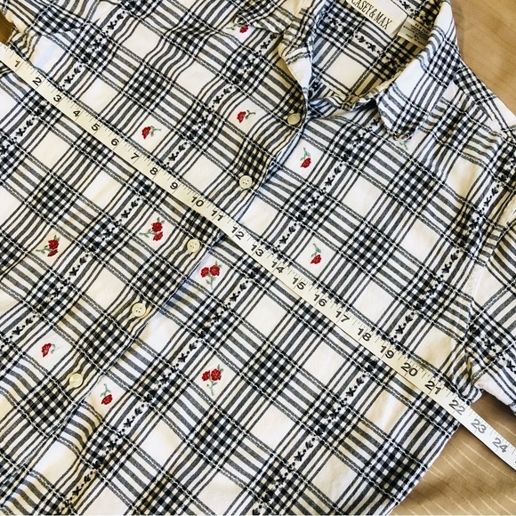 Casey & Max Vintage Embroidered Button Up - Picture 7 of 8